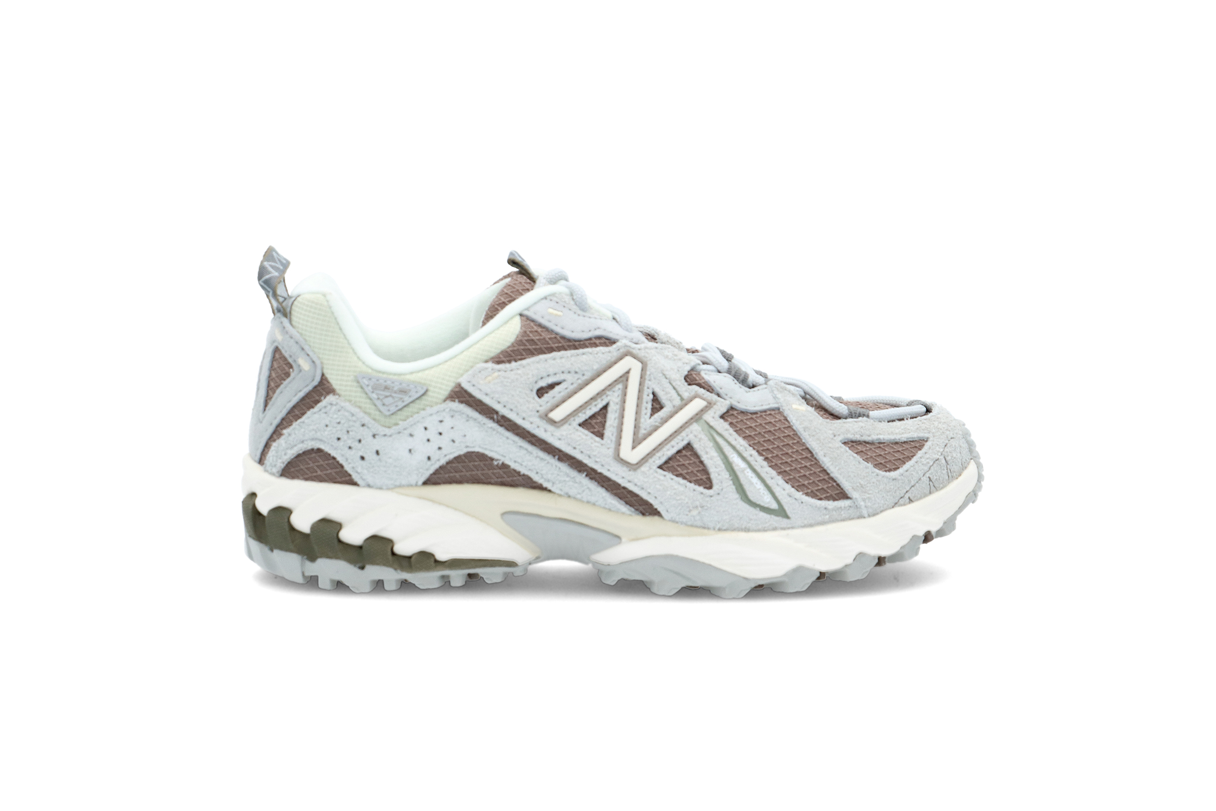 ML610TE | Sneakers | dna shoes
